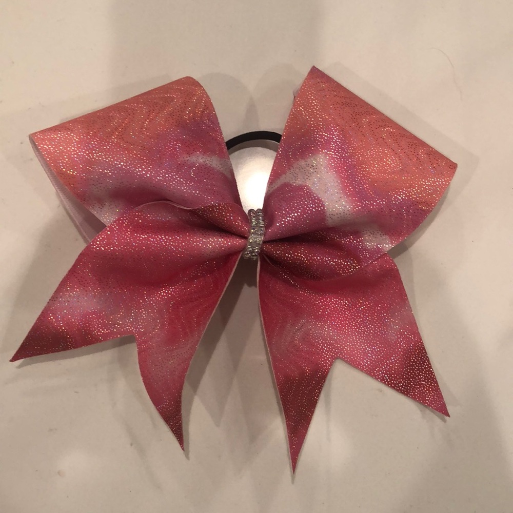 Cheer bow - Picture 2 of 4